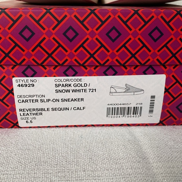 Authentic brand new Tory B sneaker - Picture 4 of 4